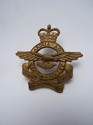 RCAF RAF Royal Canadian Air Force QEII Era Airman's Brass Cap Badge. (2) • £0.99