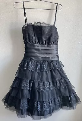 VINTAGE Masquerade Black Layered Strapless Short A-Lined Dress Women's Size 7/8 • $79.99