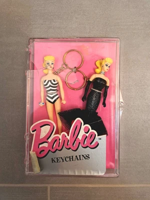 $18 • Buy Vintage 1995 Mattel Barbie Retro Look Keychains In Case