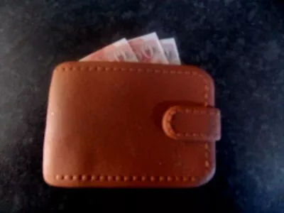 1 Edible Fondant Leather Look Wallet Dad/brother/money Cake And Cupcake Topper • £10