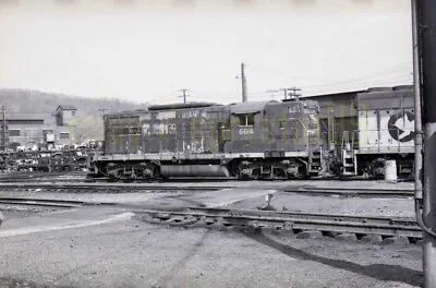 BO Baltimore & Ohio EMD GP9 Locomotive #6614 - Vintage Railroad Negative • $19.45