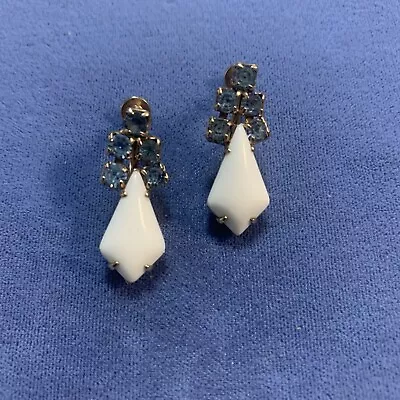 Vintage Milk Glass Blue Rhinestone Screwback Earrings • $12.70