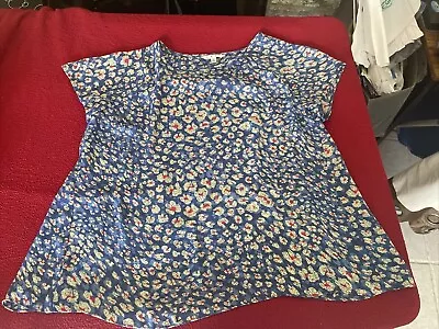 Cabi Floral Blue Short Sleeve Chiffon Blouse Career Women Size Large • $14