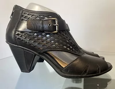 Earth Virgo Black Leather Ladies Sz9.5B Peep-toe Zip/buckle Up Comfort Shoes • $14.95