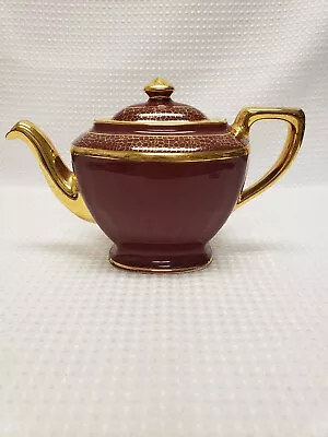 Vintage Hall 6 Cup Maroon/Burgundy Gold Hollywood Teapot • $16