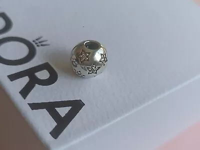 Genuine Pandora Sparkling Stars Clip • £20