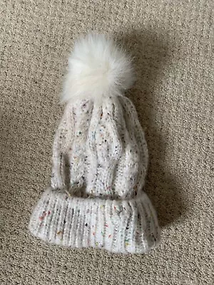 £3 • Buy Cream / Beige Bobble Knitted Hat. Primark One Size 