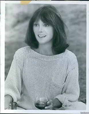 1985 Marlo Thomas Actress Producer Stars Abc Consenting Adult Wirephoto 7X9 • $9.99