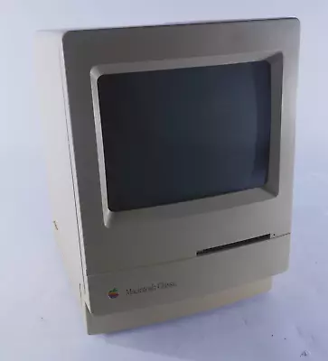 Vintage Apple Macintosh Classic M0420 Home Computer Powers On As-Is • £135.21