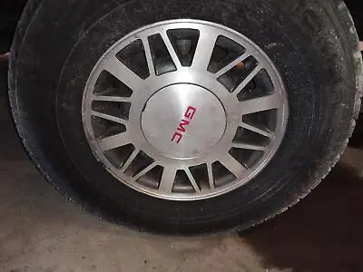 Used Wheel Fits: 2000 Gmc S10/s15/sonoma 4x4 15x7 Aluminum 18 Hole GMC Grade B • $150