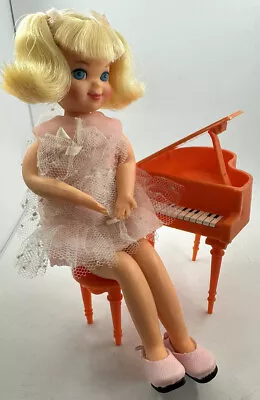 Barbie Sister TUTTI MELODY WITH PIANO AND STOOL TWO PAIRS OF SHOES - Vintage • $210