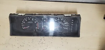 1993 Nissan Pick Up D21 2.4l Speedometer Instrument Cluster Assy / 2481070P03 • $172.49