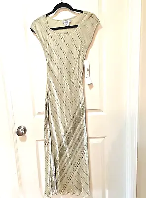 STARINA NWT Women’s Long Green Lined Dress - Size Small • $24.99