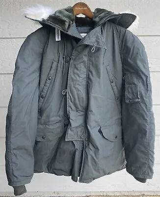 Extreme Cold Weather Parka N3-B US Military USGI Insulated Jacket Hood L/XL • $179.88