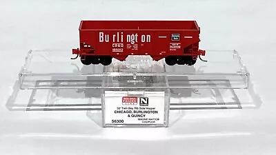 Micro Trains N Scale NIB Chicago Burlington & Quincy 33’ 2-Bay Rib Side Hopper • $19.95