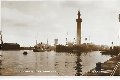 £3.75 • Buy Vintage Postcard - Grimsby The Royal Dock