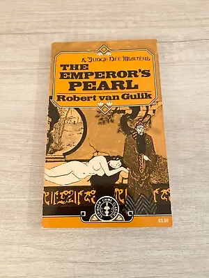 The Emperor's Pearl Book Scribner Robert Van Gulik • $6.99