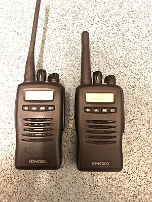 KENWOOD  TK-3140 UHF 440-470 MHz TWO WAY RADIO WALKIE TALKIE X2 • £55