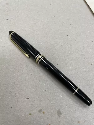 Montblanc Meisterstuck  163 Rollerball • $189