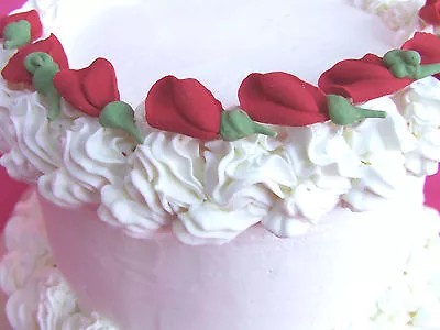 80 1 1/4  Edible Red Rosebuds Royal Sugar Icing Flowers Cupcake Cake Toppers • $25