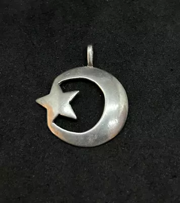 925 Sterling Islam Crescent Moon And Star Pendant 1in - 2.73g • $26.99
