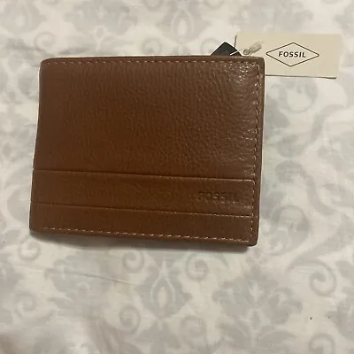 Fossil Lufkin INTL Traveler Medium Brown  Men Leather Wallet • $39.99