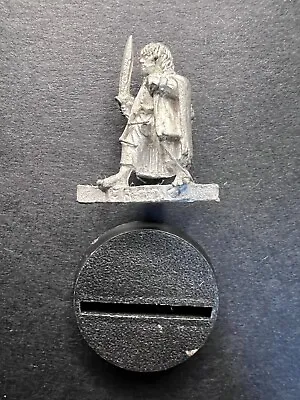 LOTR Lord Of The Rings Warhammer Frodo With Sting OOP Metal New Unpainted • £4