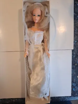 RARE   1976 Vintage Beautiful Bride Barbie TNT Face W/ Lashes  • $875.99