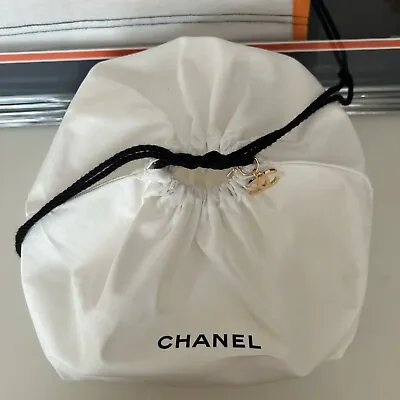 CHANEL CC Charm 2023 Holiday Pouch VIP GIFT NEW & AUTHENTIC • $55