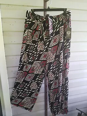 VINCE CAMUTO Moroccan Mirage PANTS Culotte Crop 10 BLACK Pockets Belted NWT$109 • $14.24