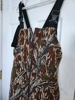 Cabelas Hunting Bibs Woodland Camo Large • $32