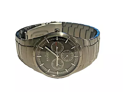 Mens Skagen Titanium Gray Dial Multifunction Watch 596xltxm Running • $15.50