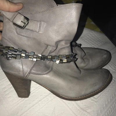 £4.50 • Buy Grey Leather Ankle Boots UK 6/39