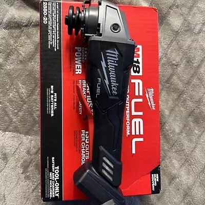 Milwaukee M18 FUEL 4 1/2  / 5  18V Cordless Angle Grinder No-Lock - 2880-20 • $180