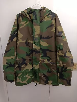 US Army Gore Tex Jacket Woodland Camo Cold Weather Hooded Parka Medium Long • $60