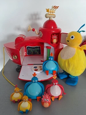 £23 • Buy CBeebies Twirlywoos Big Red Boat Pull Along With Lights And Sounds And Figures