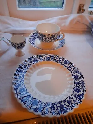 Set 4 Coalport Vintage Antique  Grosvenor  Blue And White China Plate Cup Egg • £10