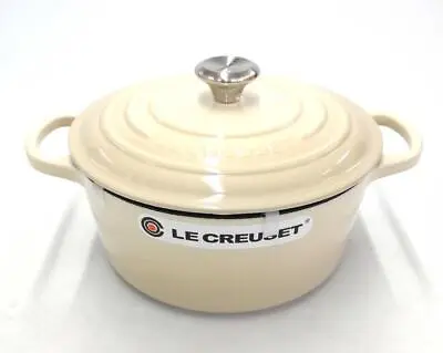 Le Creuset Signature Cocotte Rondo 22cm 3.5qt Dune Silver Knob Cast Iron • £305.53