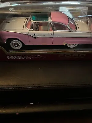 🔥Road Legends Ford Fairlane Crown Victoria 1955 1:18 Diecast White And Pink New • $34.99