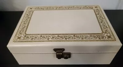 Vintage Bond ST. Jewelry Box W/Keys! Red Velvet Interior. Tiered. Tag 10  Mele  • $45