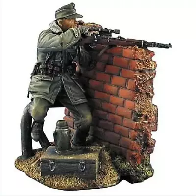 1/35 Resin Model Kit German Soldier Sniper (with Base) WW2 Unpainted • $11.91