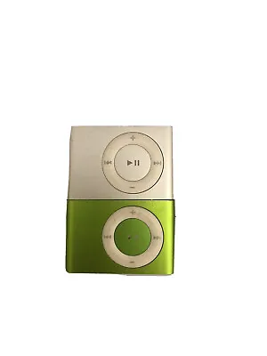 $60 • Buy 2x Apple IPod Shuffle 2nd Generation (1GB) Green & Silver