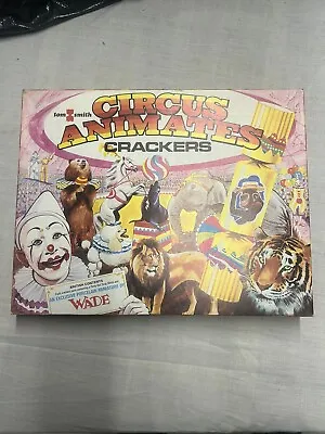 Tom Smith CIRCUS ANIMATES  Animal Crackers Wade 6 Crackers • £49.99