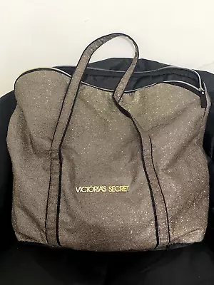 VICTORIAS SECRET Gold Metallic Glitter And Black Beach Gym & Zip Tote Bag Large • $14.99