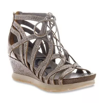 OTBT Nomadic Pewter Bronze Tooled Leather Wedge Lace Up Sandals Zip 7.5 • $39.99