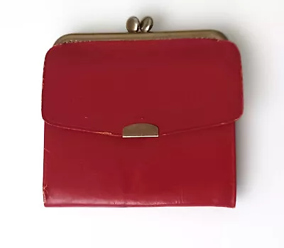 Vintage Red Leather Change Purse Wallet Circa 1950s Kiss Lock And Snap • $14.99