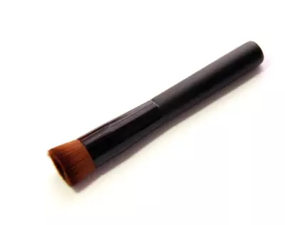 Makeup Brushes Face Foundation Blush Lightweight And Thin Sculpt Contour Brush • $1.25