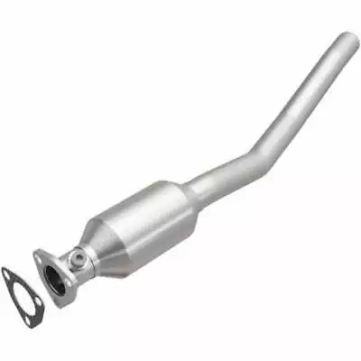 MagnaFlow 23946 Direct-Fit Catalytic Converter For Volvo 36X5X4 2/2 • $285