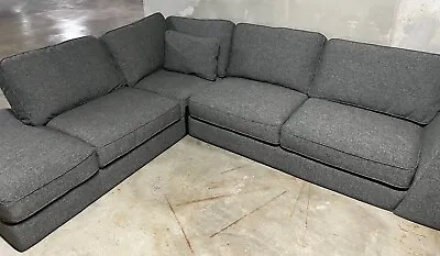 Brand New Nick Scali - Alexios Couch. • $1600