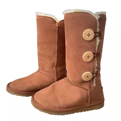 Ugg Bailey Button Triplet II Boot Girls Size 5 Chestnut Brown Leather Sheepskin • $20